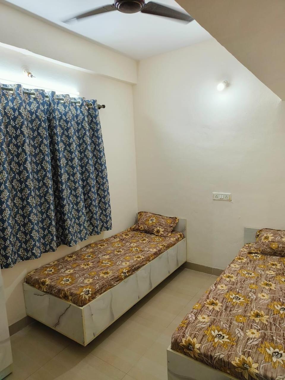 Albergue Modern Pg Pune Exterior foto